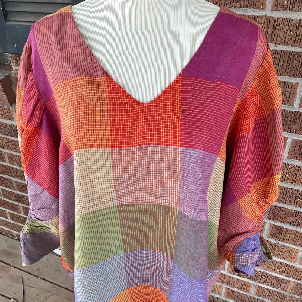 FOIL/Vibrant Multi-Color Plaid V-Neck Blouse 100% Linen Sz.14 (54x27 Oversized